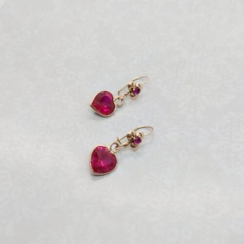 arete de piedra colgante