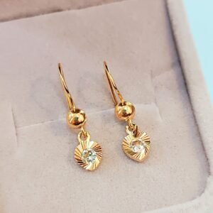 Aretes colgantes de Oro 18k Corazón piedra blanca